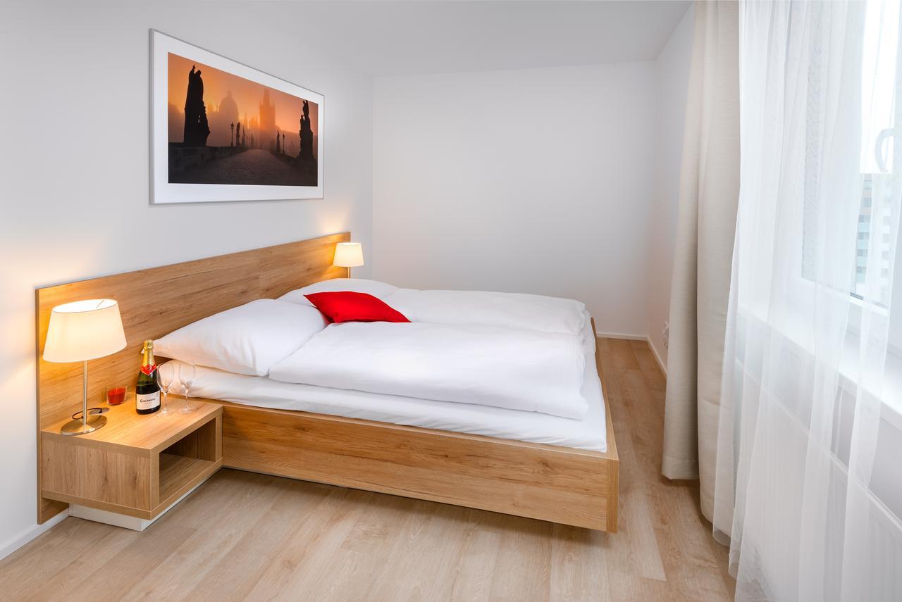 Citywest Apartments Prague Extérieur photo