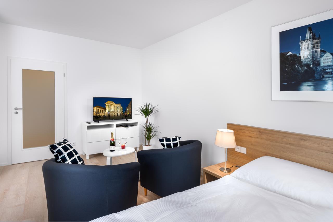 Citywest Apartments Prague Extérieur photo